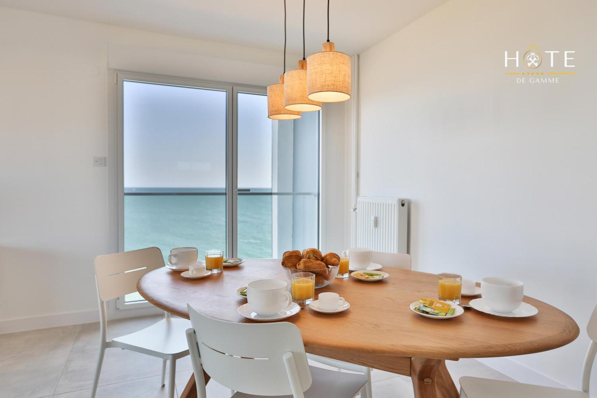 Appartement De Caractere, Superbe Vue Mer 280° La Chaume Eksteriør bilde